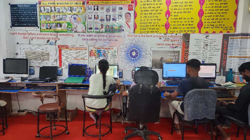 Hardware repair desk